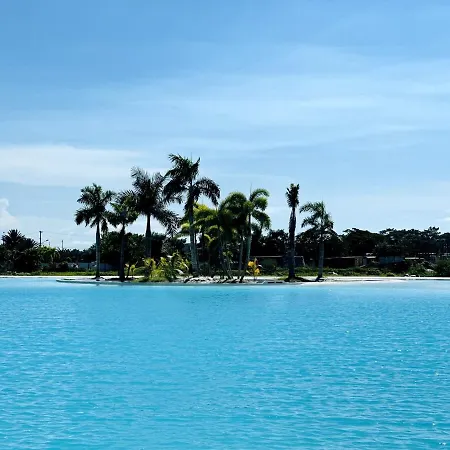Tu Lugar En El Caribe Con Vista A La Laguna De Baía Kristal